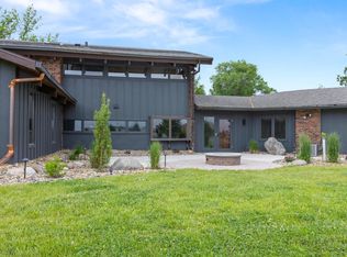 1588 Edgewood Ct, Wahpeton, ND 58075