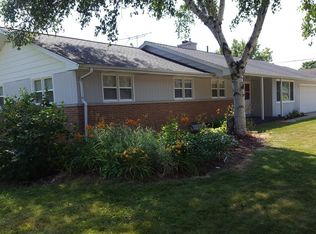 2412 N Morrison St, Appleton, WI 54911