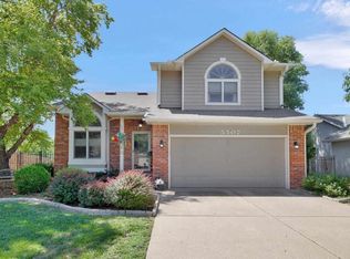 5507 E Prairie Hawk Ln, Wichita, KS 67220