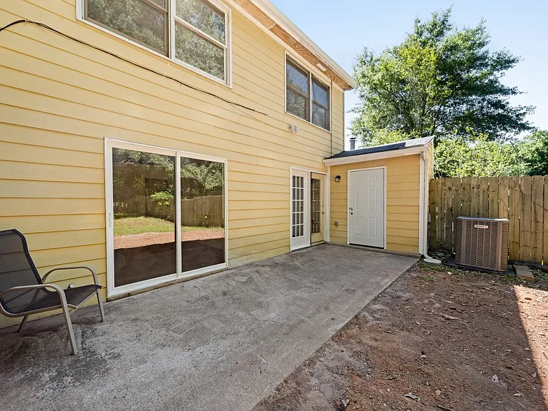 173 Willow Stream Ct — Photo 16