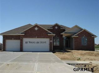 20055 George B Lake Blvd, Omaha, NE 68130