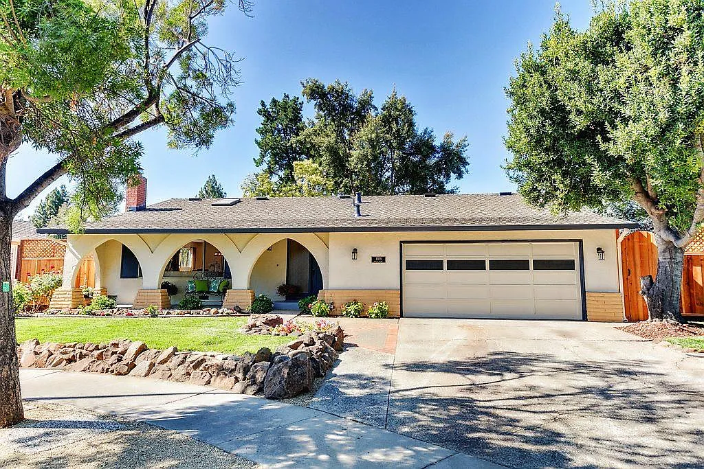 10119 Mello Pl photo 1