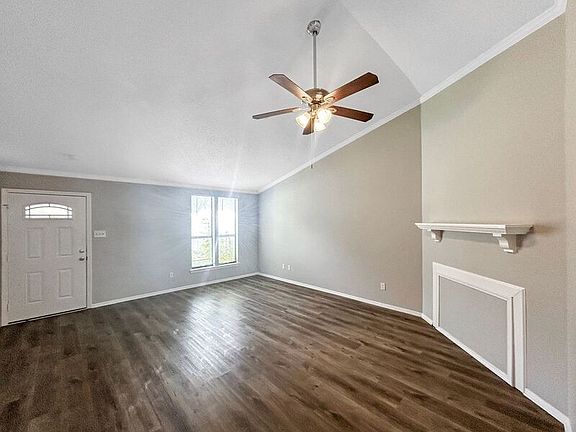 3rd image of 4403 Burnette Pl