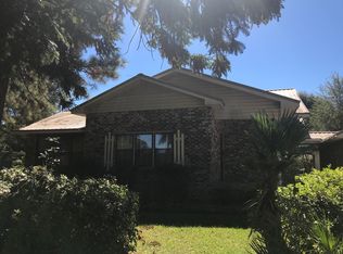 1205 John St, Prentiss, MS 39474