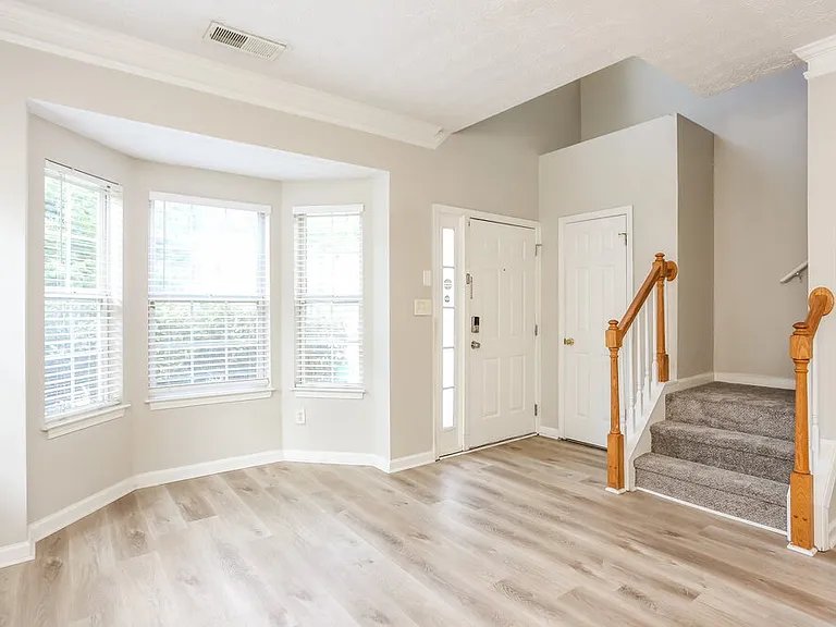 2984 Falling Water Point — Photo 7
