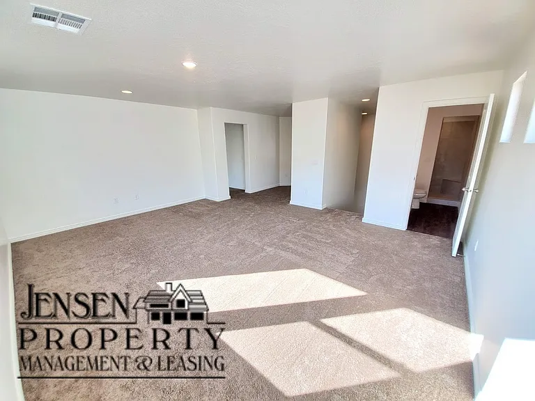 3294 E Tanoak Dr — Photo 21