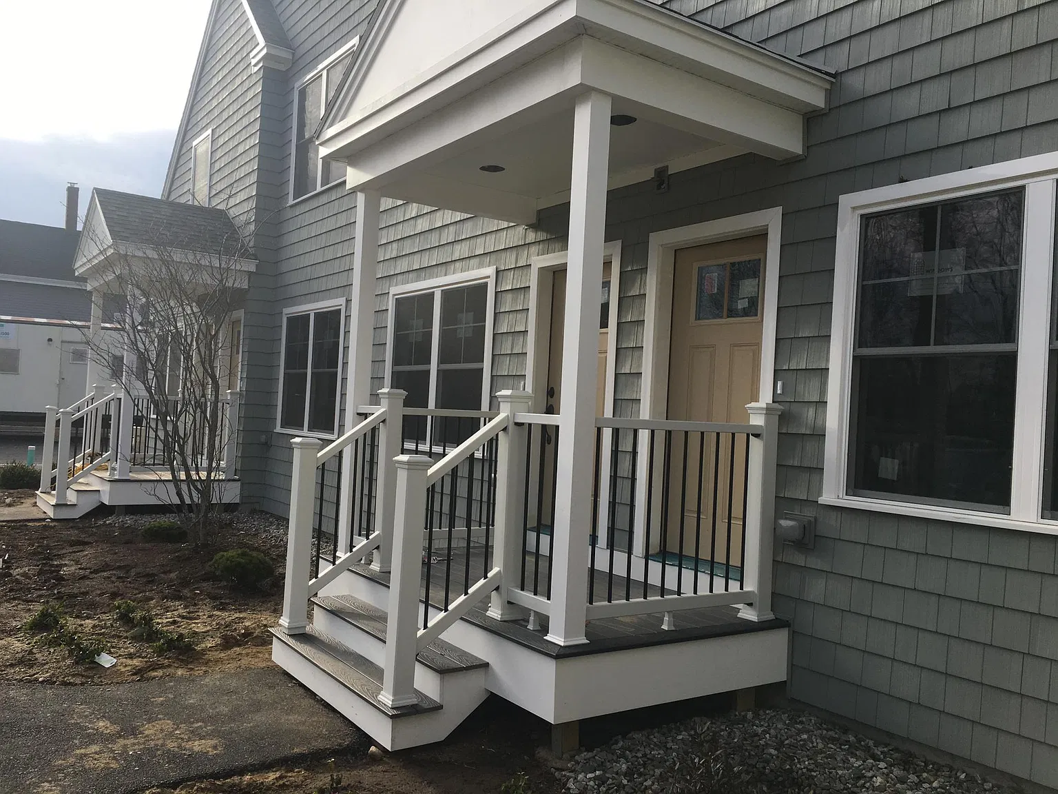 2 bed, 2.5 bath, 1180 sqft, $3,000 — Photo 2