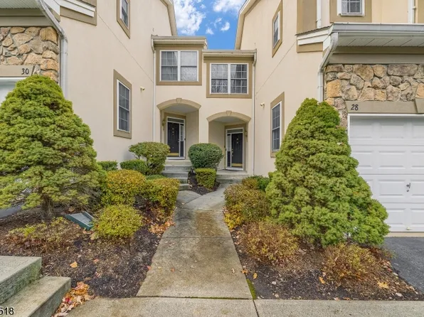 28 Henning Ter, Denville, NJ 07834