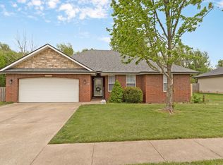 636 S Angel Avenue, Republic, MO 65738