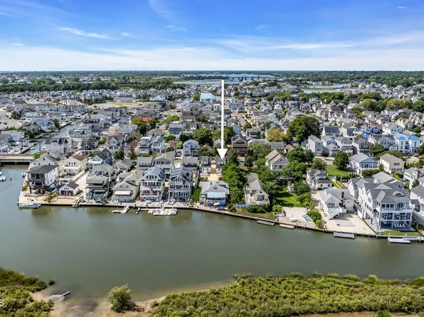 66 1/2 Ocean Avenue, Manasquan, NJ 08736
