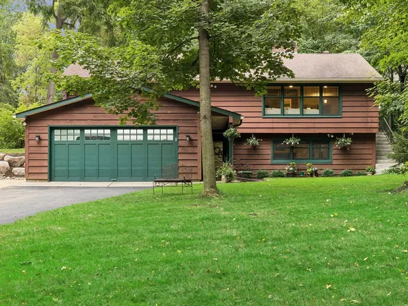 16609 Hidden Valley Rd, Minnetonka, MN 55345