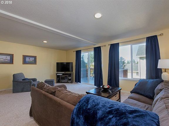 4th image of 2806 NE 97th Way