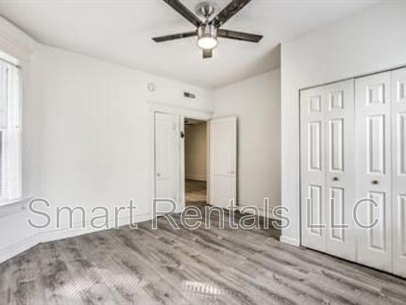 2nd image of 1722 Waverly Pl #B