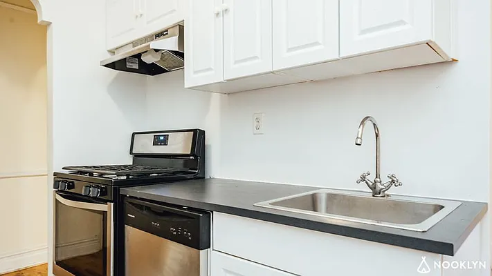 Rented by Nooklyn NYC LLC | media 1