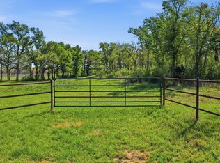 1005 Carter Ln, Santo, TX 76472