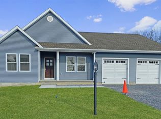 8 Newland Rd, Stillwater, NY 12170