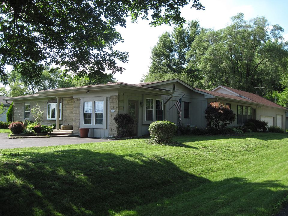 1st image of 2050 E 96th St