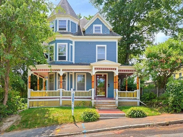7 Baker St, Worcester, MA 01603