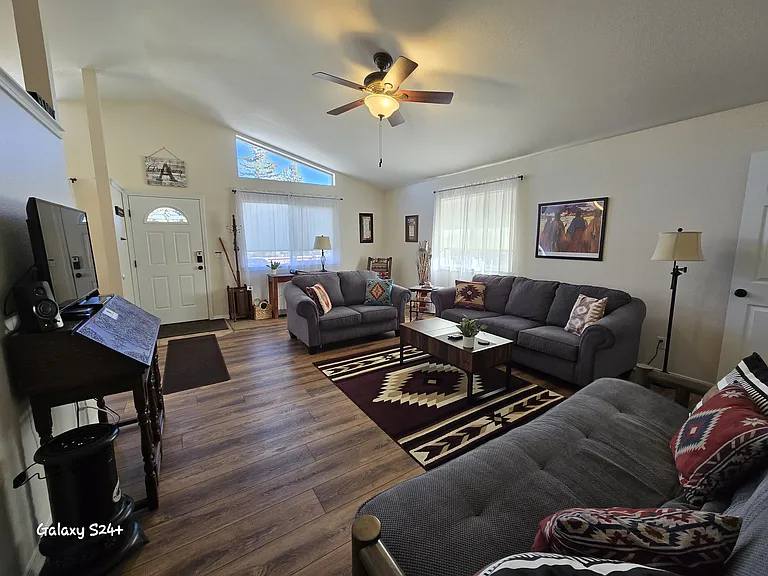 81 Loafers Ln — Photo 14
