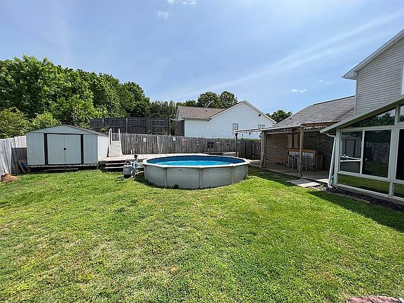 4th image of 3110 Harrington Ct