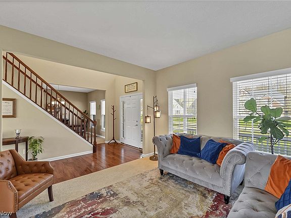 2nd image of 10763 Chippewa Path