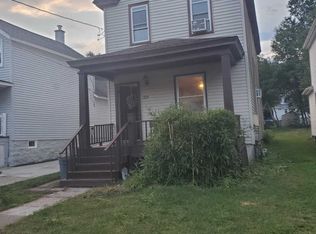 229 4th St, Blakely, PA 18447