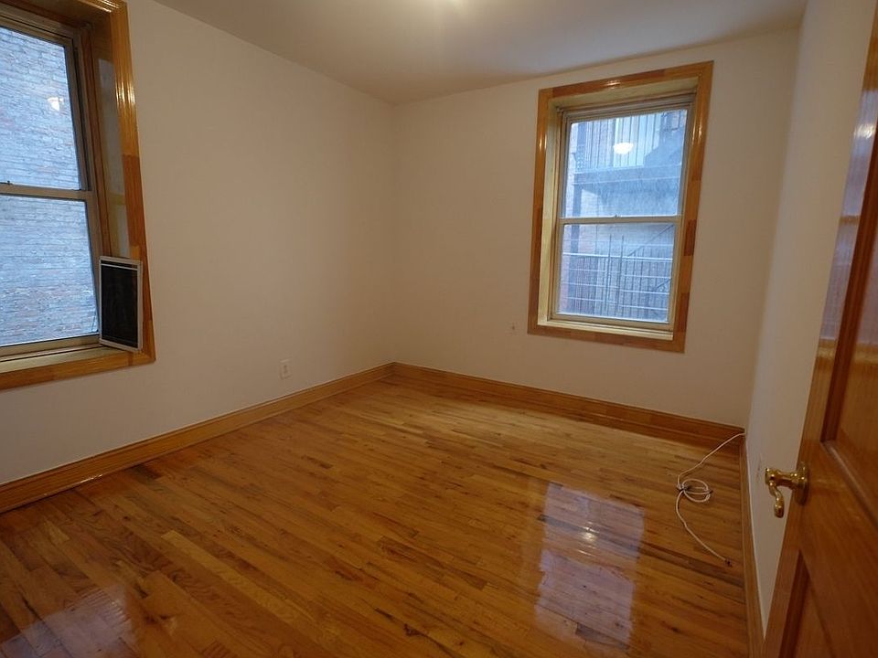 2nd image of 508 W 167th St APT 1D