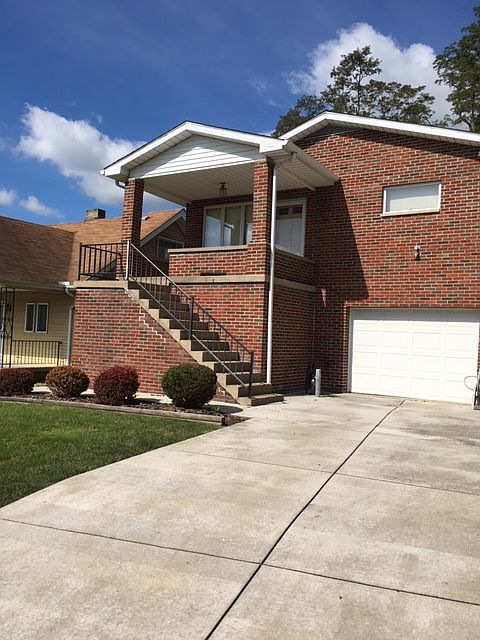 1st image of 68256 Neola Ave