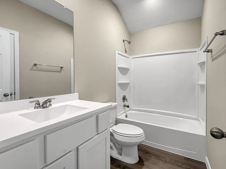 811 Jefferson Ave — Photo 14