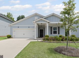 356 Rock View Ln, Covington, GA 30016