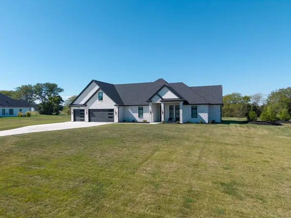 8911 S Lagos Dr, Columbia, MO 65203