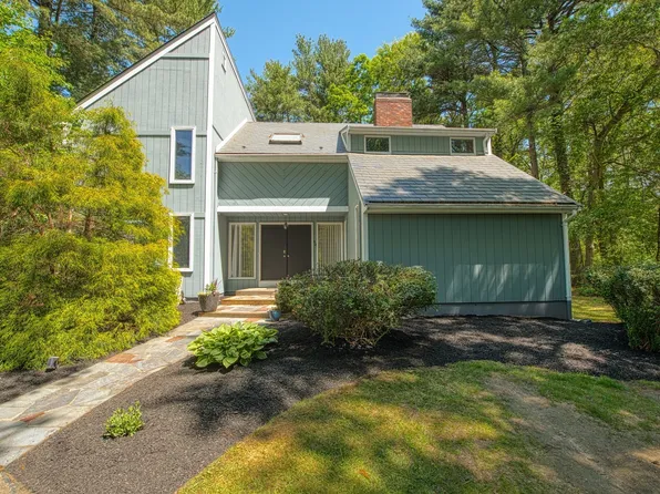 54 Barefoot Hill Rd, Sharon, MA 02067