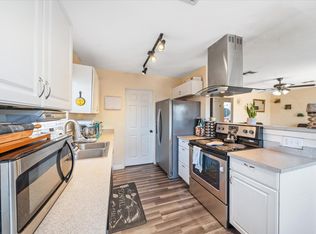 2164 Oxford Rd, Redding, CA 96002