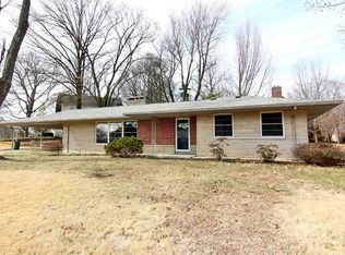 813 Alta Vista Dr, Cape Girardeau, MO 63701