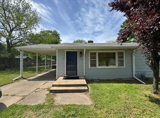 504 N Maple St, Coffeyville, KS 67337