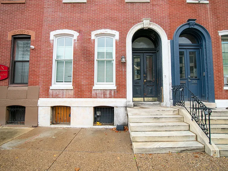 1919 Spring Garden St — Photo 9