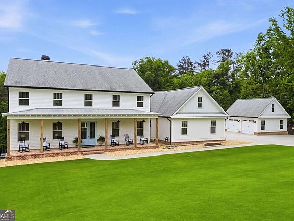 3rd image of 180 Laurel Ridge Ln
