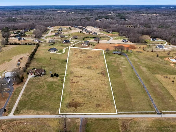 190 Murph Rd, Pauline, SC 29374