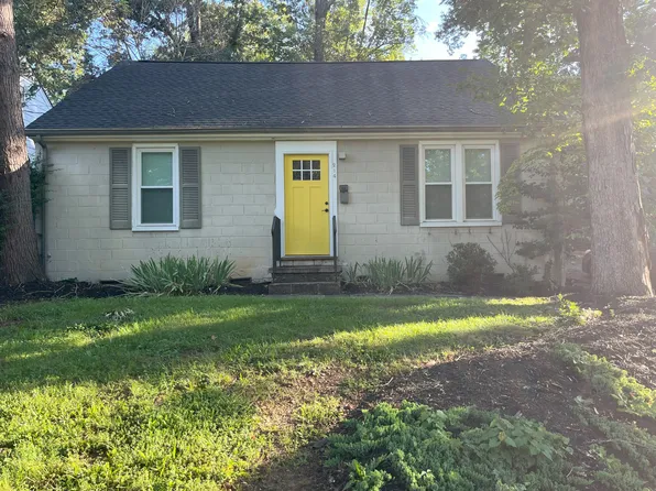 214 Shamrock Rd, Charlottesville, VA 22903
