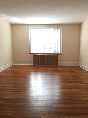 Rented by Kew Forest Realty Inc | media 12