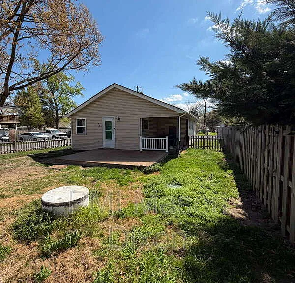 7810 East Rd — Photo 2
