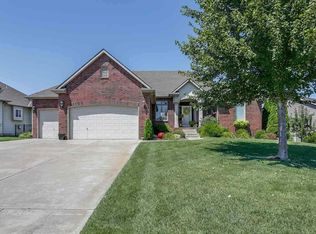 13208 E Tallowood Dr, Wichita, KS 67230