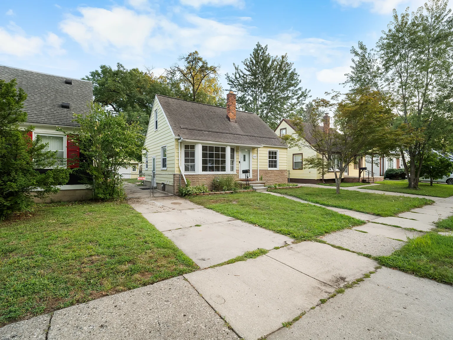 3 bed, 1134 sqft, $1,900 — Photo 2