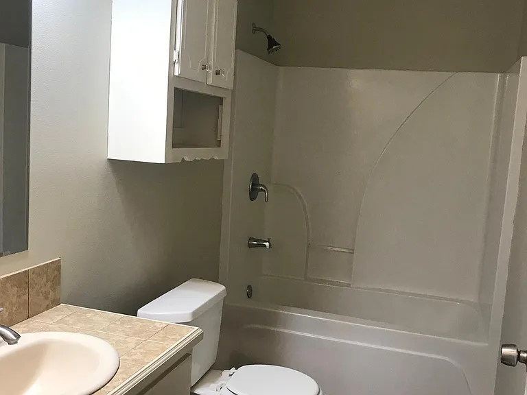 420 Matthews Rd #B — Photo 11