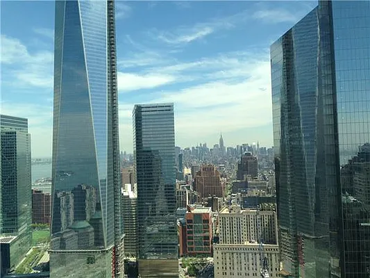 Rented by A & I Broadway | media 32