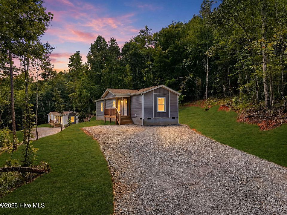 1st image of 285 Loganberry Lane