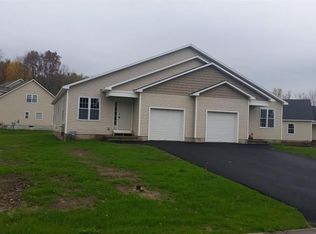 9437 Chalkstone Crse, Brewerton, NY 13029