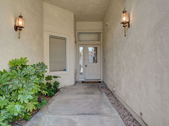 2nd image of 7628 Oyster Cove Dr
