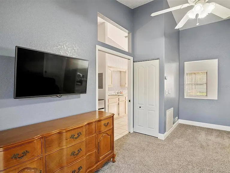 6110 9th Avenue Cir NE — Photo 10