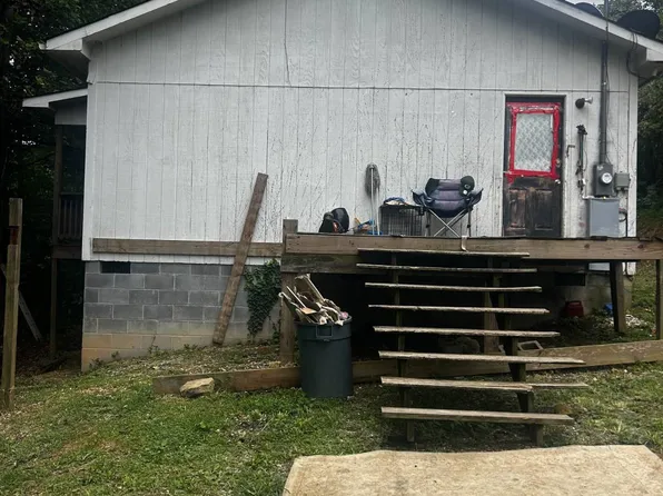 508 Big Sinks Rd, Sharps Chapel, TN 37866